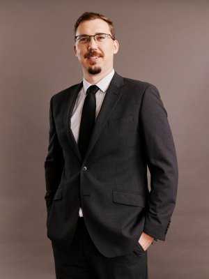 Benjamin Meadows - partner at CoxYeats